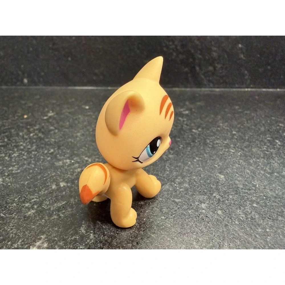 Authentic LPS #1572 Walking Cat Orange‎ Tabby Blue Eyes Hasbro Littlest Pet Shop